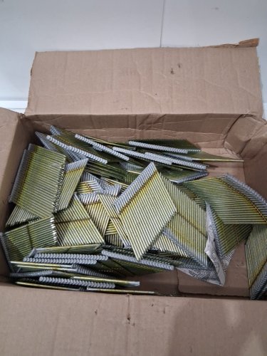 ~2000PK BOSTITCH 28° WIRE WELD GALVANIZED FRAMING NAILS - 3-1/2" X .131" - FULL ROUND HEAD (M#:S16D131GAL-FH) image 3