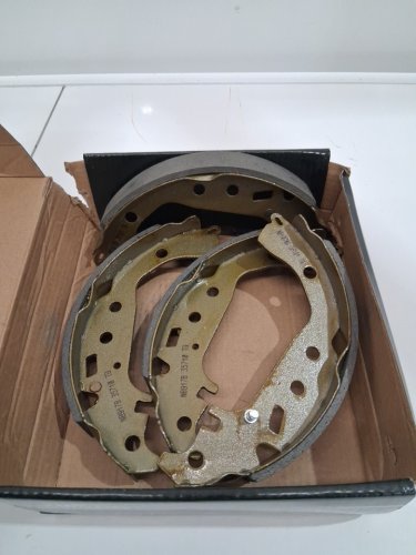2PK cmx/Top Quality Rear brake Drum rotor and Rear Brake Shoes for 2006-2018 Toyota yaris - nickel (model: Drum: 8-9780 Brake Shoes: NB-917B) image 2