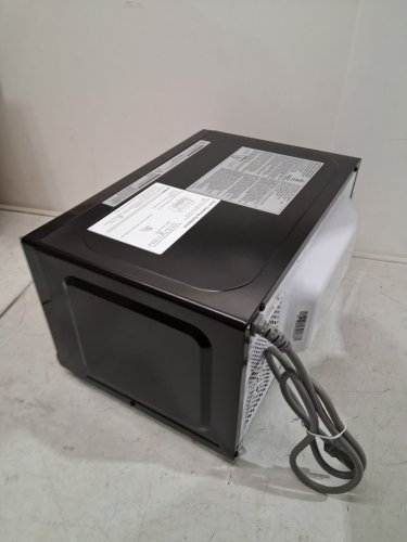 black and decker stainless steel microwave - 700W - 0.7 cuft - black/silver (model: em720cB7-P/CA) image 8