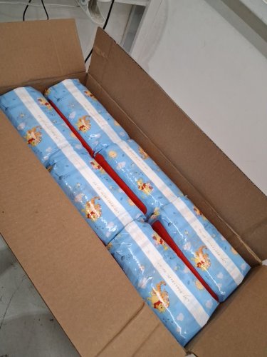 198PK HUGGIES LITTLE SNUGGLERS BABY DIAPERS - SIZE 1 (UP TO 14LB) - DISNEY WINNIE THE POOH (MODEL: 56308) image 3