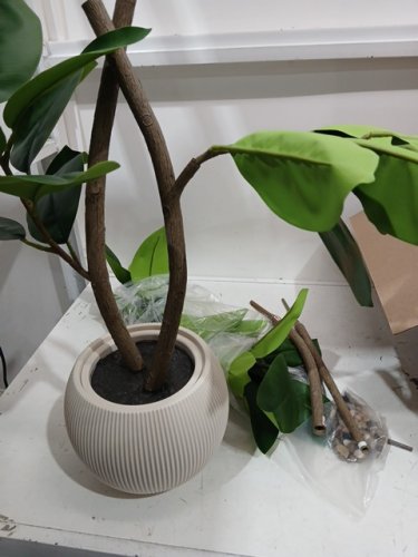 Garvee artificial potted vine tree with rocks - 6ft - multicolor image 4