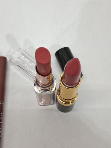 4 ASSORTED lip products - assorted brands, sizes and shades - maybelline / l'oreal / revlon image 4
