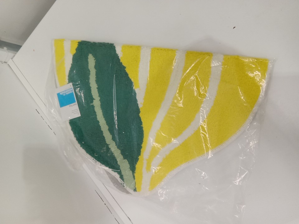 room essentials Lemon Shaped Machine Washable Non-Slip Bath Rug - 23" x 30" - yellow/green image 2