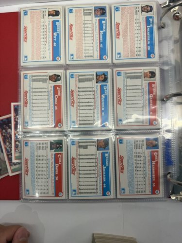 APPRX 500+ 1986 SPORTFLICS BASEBALL CARDS (LOTS OF BIG NAMES) image 2