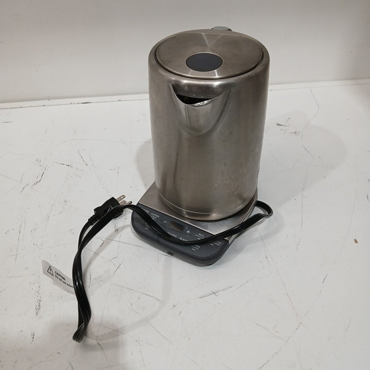 NINJA PRECISION TEMPERATURE ELECTRIC KETTLE - 7 CUP CAPACITY - BRUSHED STAINLESS STEEL (MODEL: KT200C) image 3