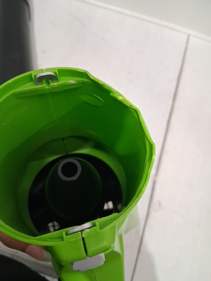 GREENWORKS CORDLESS JET LEAF BLOWER *tool only* - 40V / 125MPH / 450CFM - GREEN (MODEL: blf346) image 6