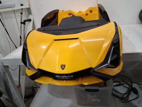 INFANS 12V Licensed Lamborghini Ride On Car with Parent Remote Control - 55lbs max - Yellow (Model: TQ10069US-YW) image 8