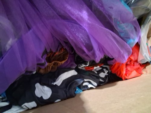 assorted MIXED item Halloween costume MYSTERY PALLET - VARIOUS costumes - aprox 150+ (PALLET #5) image 10