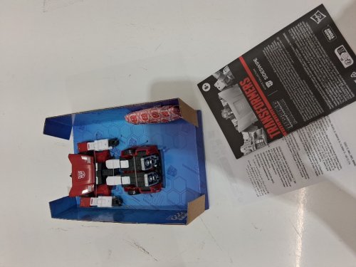TAKARA TOMY transformers studio series sideswipe action figure - red/white image 3