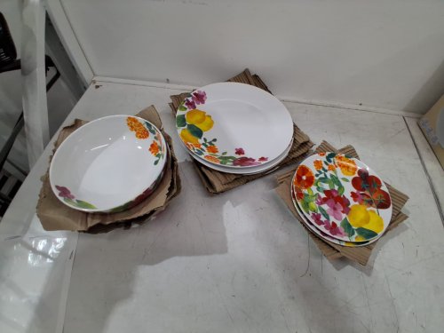 12pc Maxwell & Williams Capri Dinnerware Set - multi color floral (model: 1041712) image 3