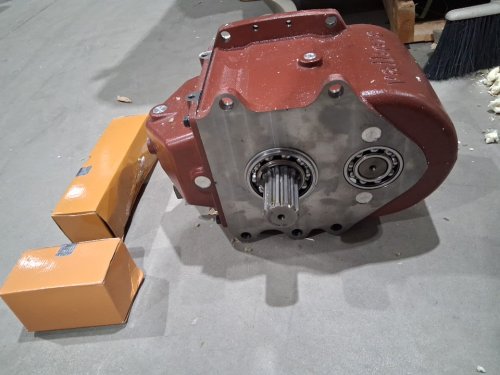 Heavy-Duty Cast Iron Mechanical Transmission Assembly gear box image 3