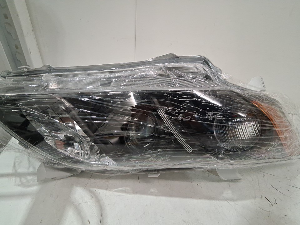 2Pc Munirater Headlight Assembly for Toyota Camry 2007-2009 - Black with Amber Corner (MODEL: 8113033652 / 8113033662) image 6