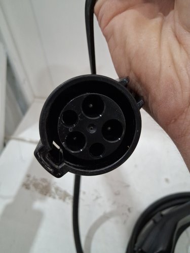 Seguma J1772 EV charger extension cable - compatible with Level1/2 - 32amp - 21ft - black (model: ev-ac03201u) image 5