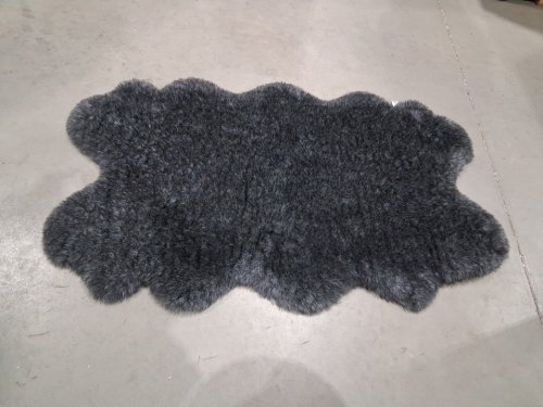 Mon Chateau Faux Fur Quad area Rug - 3ft 7" x 5ft 10" - charcoal grey (Model: 2420081) image 3