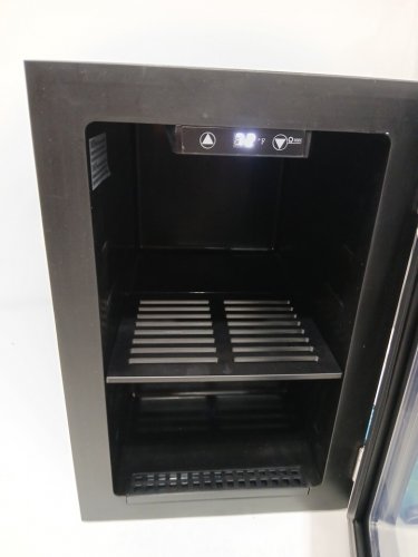 EUHOMY BEVERAGE REFRIGERATOR COOLER WITH 40°F-61°F DIGITAL TEMPERATURE CONTROL - 18L (HOLDS 25 CANS) - BLACK (MODEL: FWC008-11BL-CAEH /‎ WC-6B) image 5
