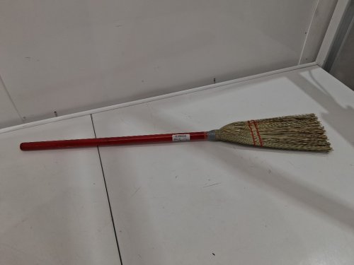Carlisle Short Length blended Corn Lobby Broom with wood handle - 34" - red (model: 368100) image 2