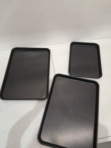 3pc baker's secret nonstick baking sheets - (2) 17" sheets - (1) 13" sheet - black image 2