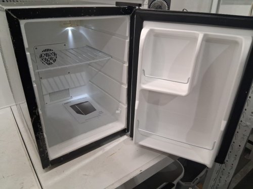 KOOLATRON SUPER-KOOL THERMOELECTRIC FRIDGE - 50L/1.76 CU FT  - STAINLESS STEEL/BLACK (MODEL:KCR-45B) image 3