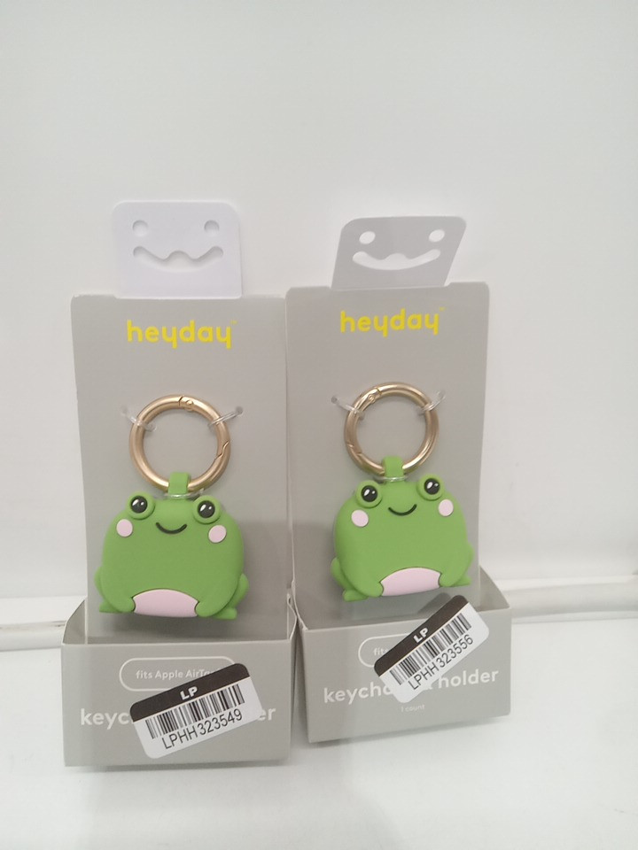 2 Heyday Airtag Holder and Keychain - Frog image 2