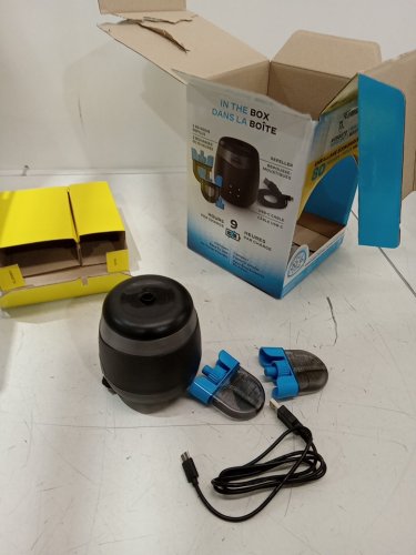 Thermacell Recharegable Repeller with 2 Repellent Cartridge AND 1USB Cable UPTO 80 Hours of Mosquito Protection - BLACK (MODEL: 6699556) image 2