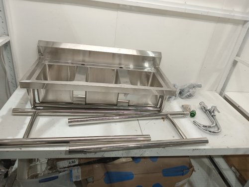 stainless steel 3-compartment commercial sink - 39" x 18" x 35.8" - silver image 3