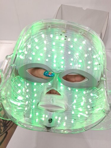 led light therapy facial beauty instrument mask with 7 colour modes - white image 8