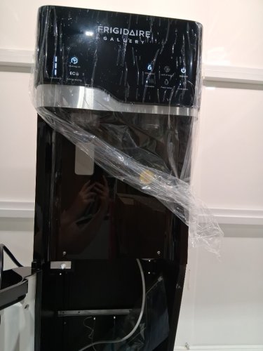 FRIGIDAIRE 3-IN-1 BOTTOM LOAD HOT/COLD WATER COOLER BUILT-IN BULLET ICE MAKER - 50 GAL - BLACK (MODEL: EFWC534-BLACK) image 3