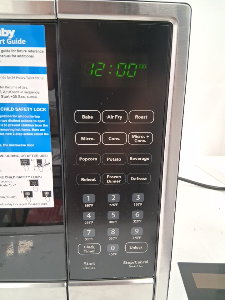 DANBY MULTIFUNCTION COUNTERTOP MICROWAVE/AIR FRYER - 1.3 CU.FT. - STAINLESS STEEL/BLACK - (MODEL: DBMW1361ABSS) image 4