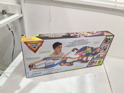 Monster Jam Supercharge Speedway Playset with die cast trucks - 1:64 scale - multi-colour (model: 6072586) image 3