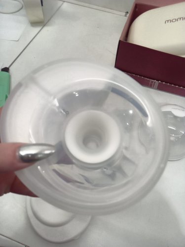 momcozy m5 smart wearable breast pumps with app control - white (model: bp380) image 5