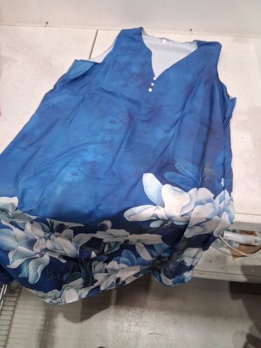 WOMAN'S FFLOWER PRINT 3 BUTTON DRESS - 2XL- BLUE image 2