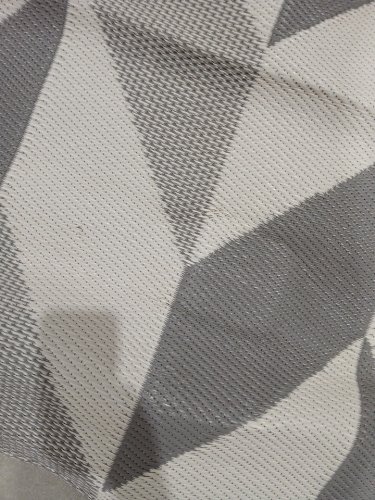LARGE OUTDOOR GEOMETRIC AREA RUG - 7.6FT X 5FT - GREY/WHITE image 4