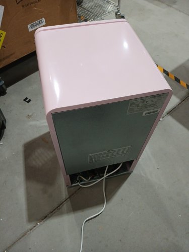 frigidaire compact rounded retro premium mini fridge - 3.2 cu.ft - pink (model: efr372-pink-6com) image 4