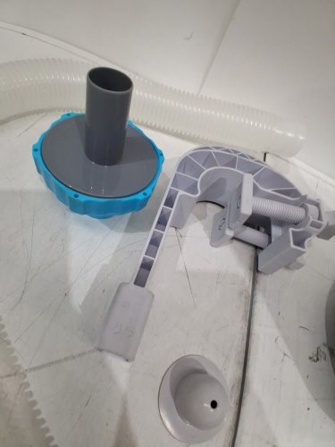 INTEX DELUXE WALL MOUNT POOL CLEANING SURFACE SKIMMER FOR ABOVE GROUND POOL - BLUE/WHITE - (MODEL: 28000E) image 4