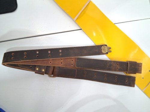 Deluxe buffalo leather sling with riveted military hooks - brown (style: 2747213) image 3