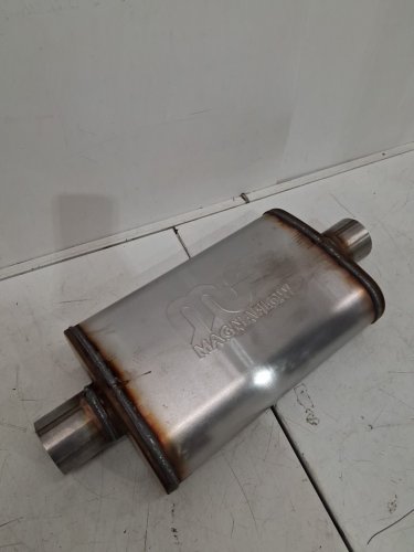 MAGNAFLOW SATIN STAINLESS STEEL OVAL MUFFLER REPLACEMENT PART, UNIVERSAL FIT, 2.5" FOR VAN, CAR OR TRUCK, (MODEL: 11216) image 3
