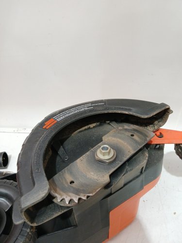 BLACK+DECKER EDGE HOG 2-1/4 HP CORDED ELECTRIC LANDSCAPE EDGER AND TRENCHER (LE750) image 5