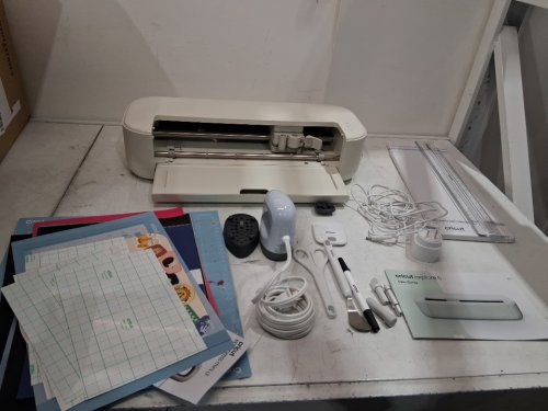 CRICUT EXPLORE 5 CUTTING MACHINE - BEIGE (MODEL: CXPL204C) image 3