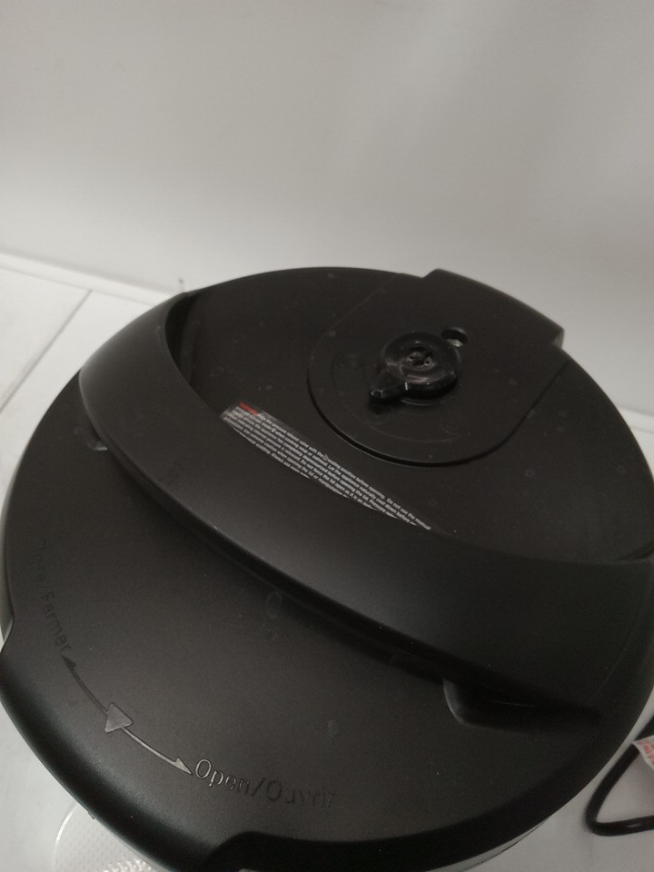STARFRIT ELECTRIC PRESSURE COOKER - STEAM TRAY, MEASURING CUP & SPATULA- 8L CAPACITY - BLACK (MODEL: 024603) image 17