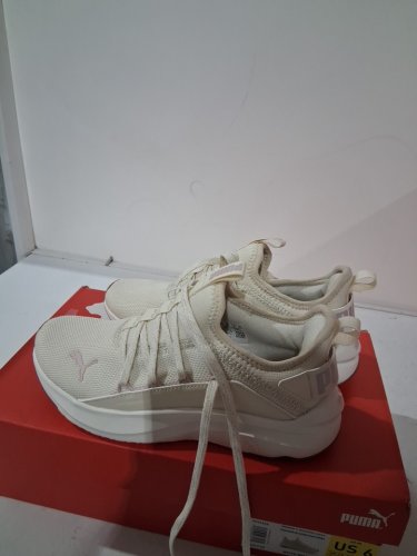 women's puma running shoes - size 6 - beige/pink (style: 9556606/314317-02) image 2