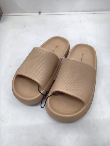 mens call it spring Cushioned Sandals- size 7- brown (style: 6283007) image 2