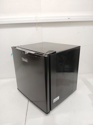 MIDEA COMPACT SINGLE-DOOR MINI REFRIGERATOR - 1.6 Cu.FT - BLACK (MODEL: WHS-65LB1) image 5