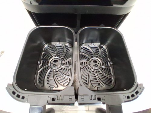 CHEFMAN TURBOFRY TOUCH SCREEN DUAL BASKET AIR FRYER - 9QT. TOTAL CAPACITY - BLACK (MODEL: RJ38-SQPF-45TDB-ca) image 4