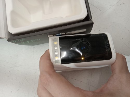 Wyze Outdoor Battery Cam Pro with Spotlight - 2.5K - white image 4