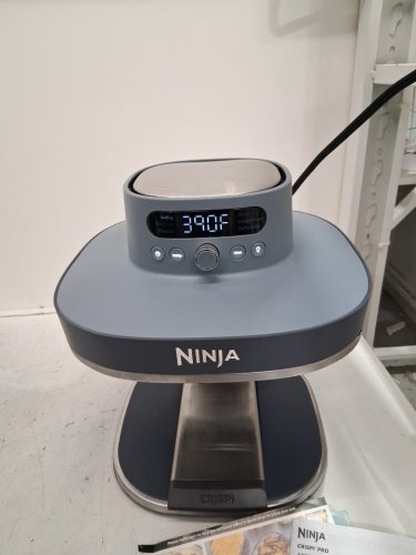 Ninja Crispi Pro 6-in-1 Glass Air Fryer Safe FAMILY-SIZED COOKING SYSTEM - 2.5QT - 6QT - Cyberspace/blue (model: AS101CCY) image 4