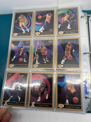 350+ APPROX ASSSTD 1990/91 SKYBOX NBA BASKETBALL CARDS image 10