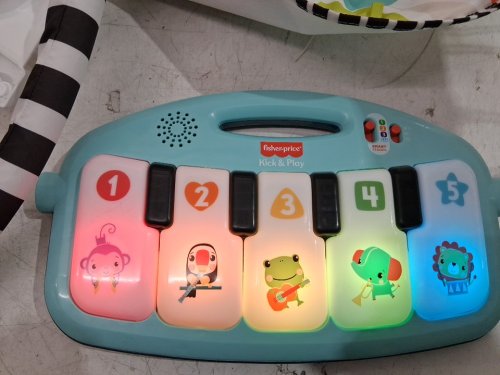 FISHER-PRICE 4-IN-1 BABY MUSICAL GLOW AND GROW KICK & PLAY PIANO GYM PLAYMAT - AGES 0+ MONTHS - MULTI-COLOUR (MODEL: HVX56) image 5
