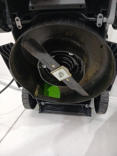 GREENWORKS Electric CORDLESS LAWN MOWER WITH CHARGER - 40V - 14" - GREEN (MODEL: LMF334) image 4