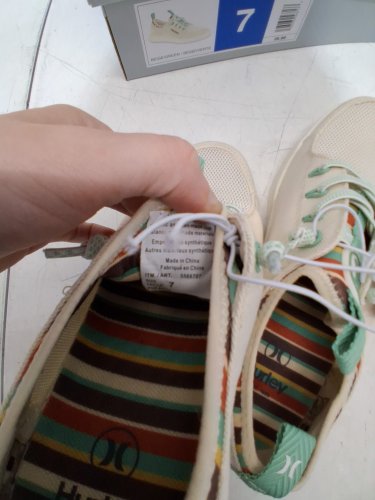 WOMEN'S HURLEY SLIP ON SHOES - SIZE 7 - BEIGE/MULTICOLOR - (STYLE: 5566707) image 4