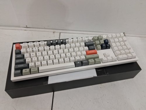 Keychron Q6 Ultra full Aluminum Wireless RGB hot-Swappable, Silk POM Brown Switch mechanical keyboard with programmable Bluetooth - 104 keys - White/Grey (model: Q6U-M3) image 2